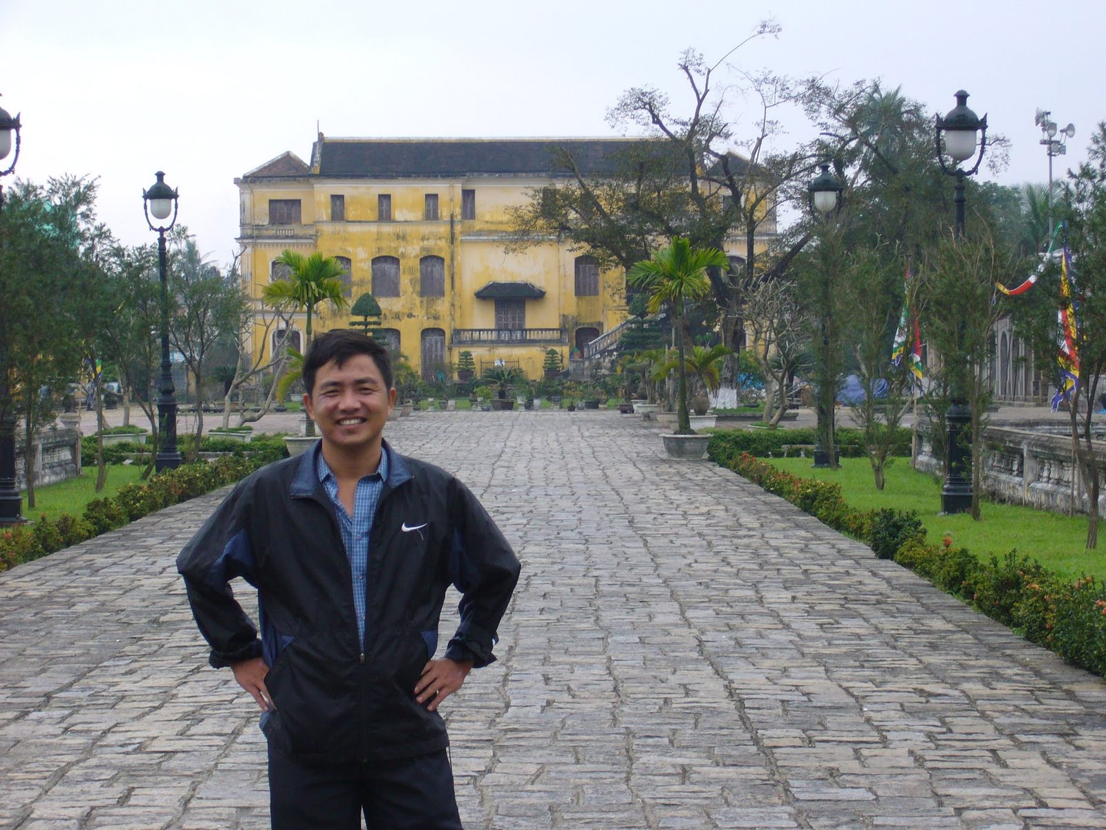 Nguyễn Văn Thành - ảnh 17